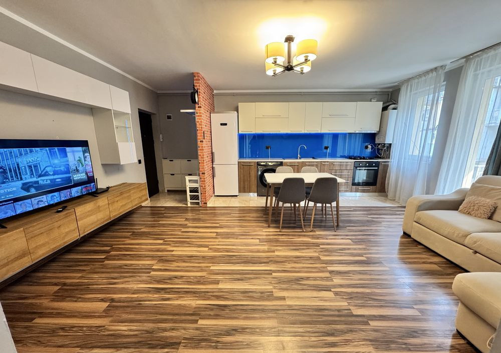 Apartament 3 Camere | 65 mp + Balcon 10 mp | Zona Eroilor | Parcare 