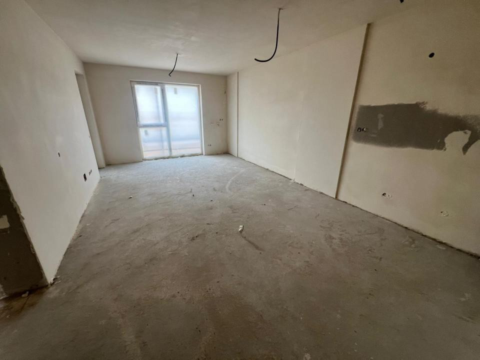 | Apartament 2 Camere 57 Mp | Floresti  | Zona Tineretului | Parcare |