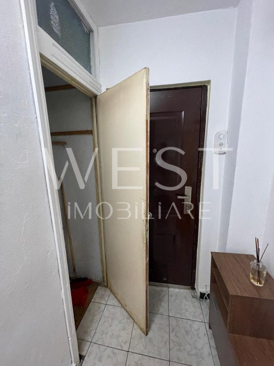 Apartament cu 3 cam/71mp ! 2 bai ! DECOMANDAT ! Cart. Intre Lacuri !