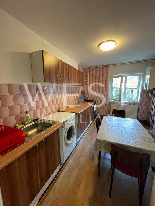 Apartament cu 3 cam/71mp ! 2 bai ! DECOMANDAT ! Cart. Intre Lacuri !