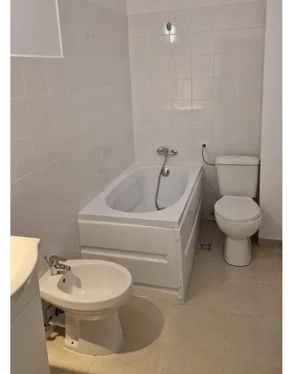 Apartament 3 camere Baciu | 63 mp + balcon inchis 11 mp | GARAJ INCLUS |