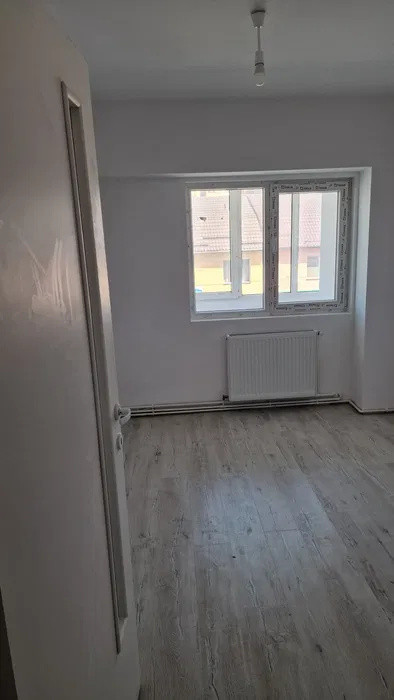 Apartament 3 camere Baciu | 63 mp + balcon inchis 11 mp | GARAJ INCLUS |