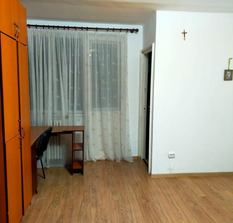 Garsonieră De Închiriat | Mănăștur | Str. Parâng |