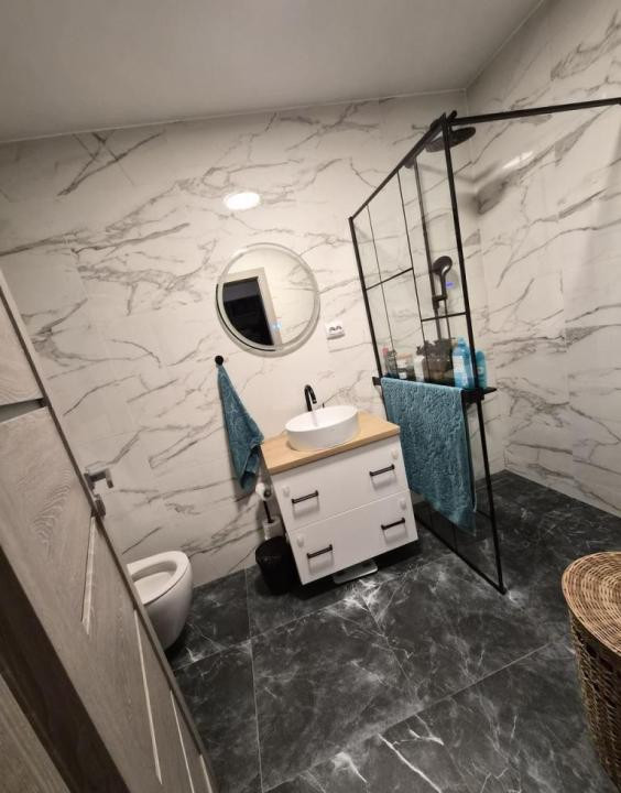 Apartament 2 camere ZONA REGAL Baciu 47 mp PARCARE INCLUSA