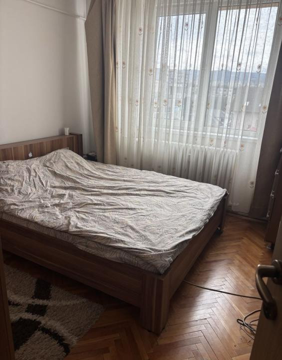 Vand apartament cu 3 camere Grigorescu