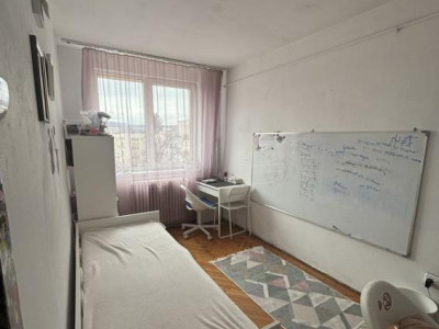 Vand apartament cu 3 camere Grigorescu