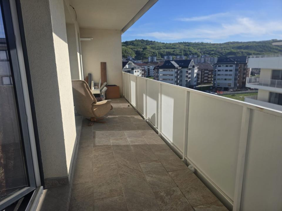 Ap.2 camere mobilat si utilat partial l Su 54.74 mp l Parcare l Eroilor Floresti