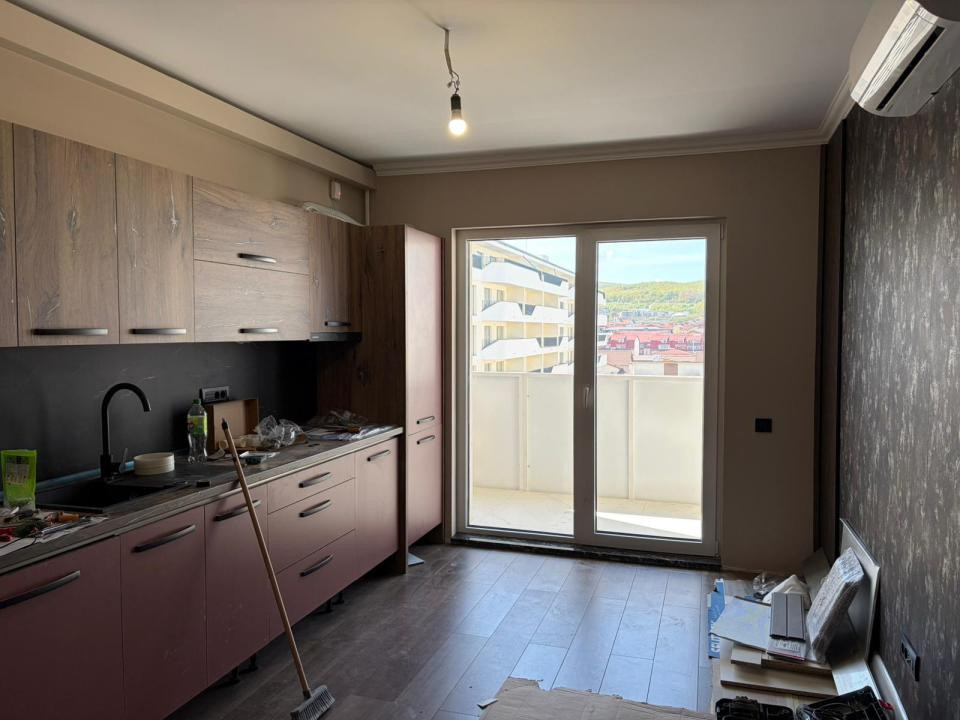 Apartament modern l 3 camere l la cheie l parcare l bloc nou l Eroilor