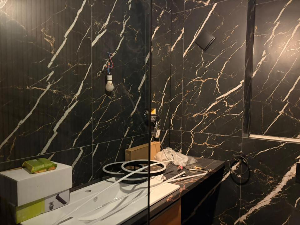 Apartament modern l 3 camere l la cheie l parcare l bloc nou l Eroilor