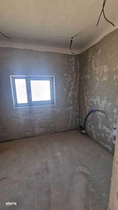 Casa individuala 142mp, terasa, parcare, teren de 350mp, Jucu de MIjloc!