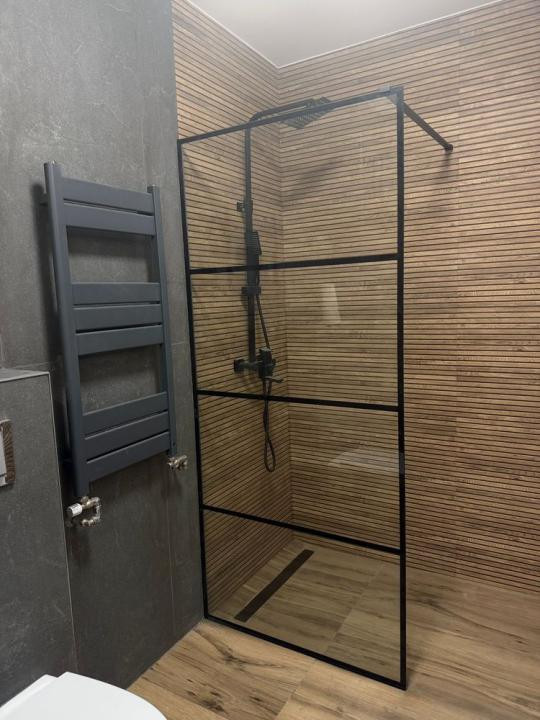 Ap. 3 camere | str. Eroilor | BLOC NOU | Finisat 56mp + Balcon 10mp