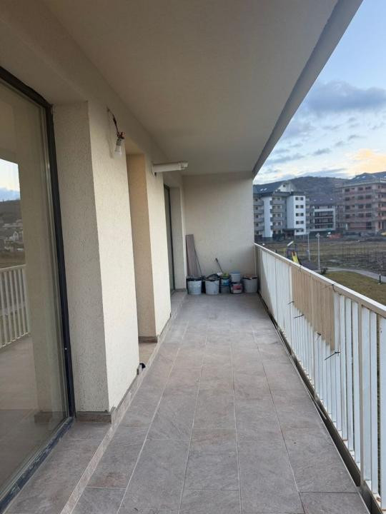 Ap. 3 camere | str. Eroilor | BLOC NOU | Finisat 56mp + Balcon 10mp