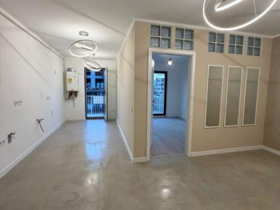 Ap. 3 camere | str. Eroilor | BLOC NOU | Finisat 56mp + Balcon 10mp