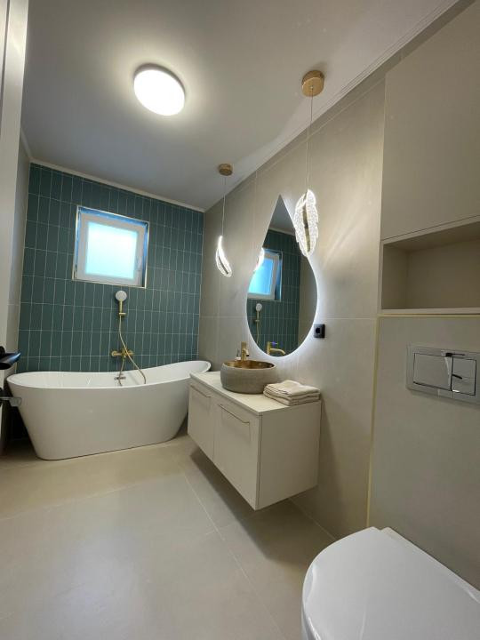 Ap. 3 camere 70mp + 2 balcoane MODERN | Etaj Intermediar | LA CHEIE