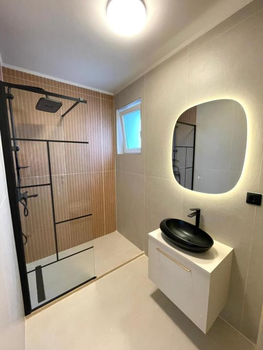 Ap. 3 camere 70mp + 2 balcoane MODERN | Etaj Intermediar | LA CHEIE