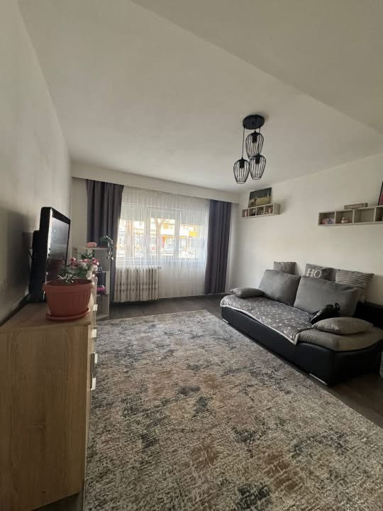 Apartament 3 camere la cheie , Marasti zona Kaufland.