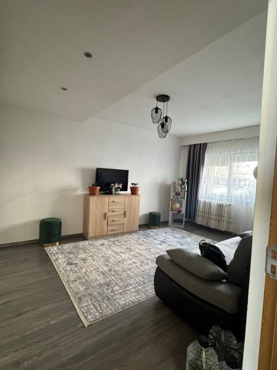 Apartament 3 camere la cheie , Marasti zona Kaufland.