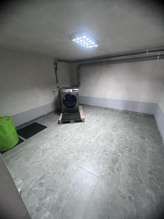 | Casa Tip Duplex | Zona Teilor Floresti | Parcare | Gradina |