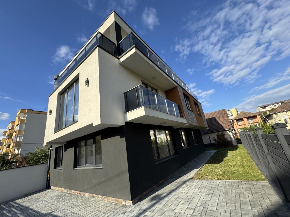 Casa individuala FINISATA | cartier Gheorgheni | ZONA BUNA