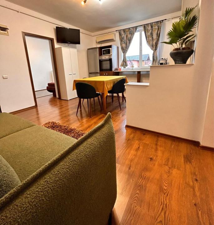 Apartament 3 camere | 2 balcoane | 50 mp | Floresti | Locatie excelenta |