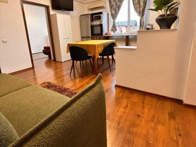 Apartament 3 camere | 2 balcoane | 50 mp | Floresti | Locatie excelenta |