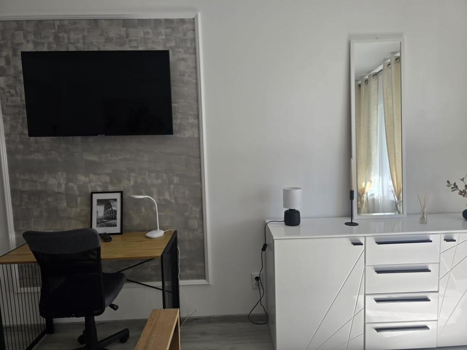 Inchiriere apartament 1 camera l la cheie l Su 37 mp l parcare l Sesul