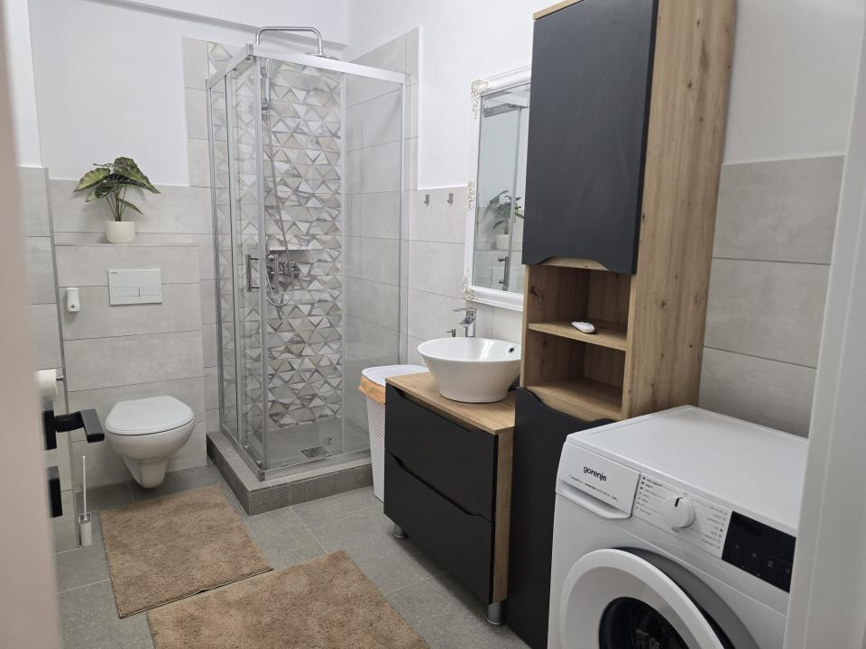 Inchiriere apartament 1 camera l la cheie l Su 37 mp l parcare l Sesul