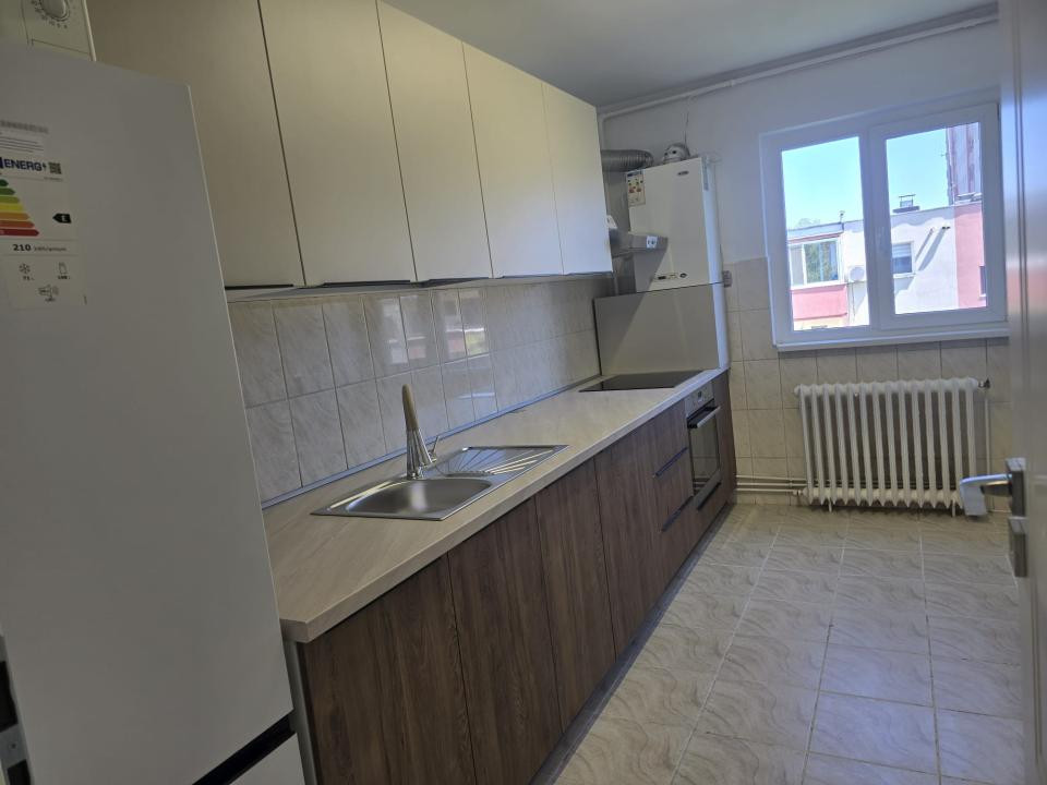 Inchiriere apartament 3 camere mobilat, utilat l Su 82 mp l Manastur