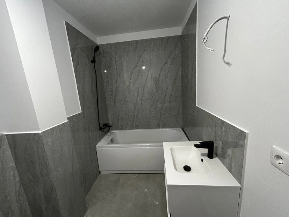 Ap. 2 camere 42 mp + Balcon | FINISAT | Zona Tineretului