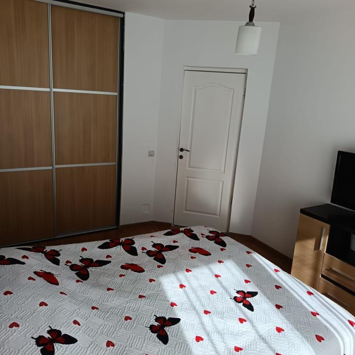 Apartament 3 camere mobilat utilat l Su 53 mp l parcare l Sesul de Sus