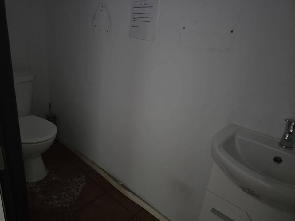 Inchiriere spatiu comercial l Su 36 mp l 2 cam. l Primaverii Manastur