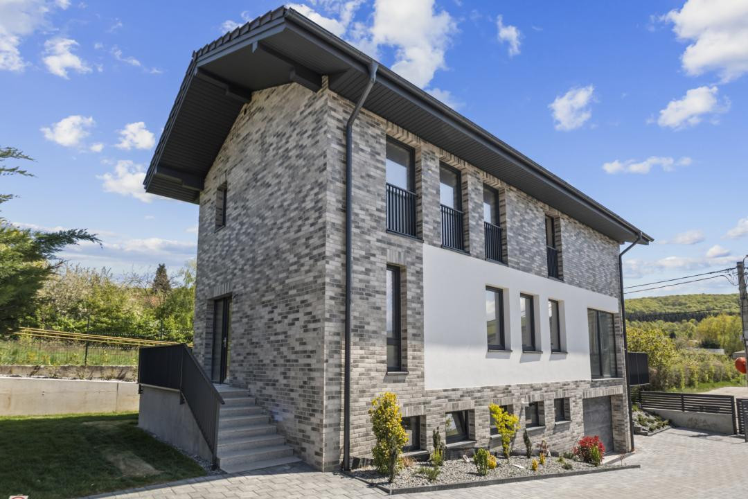Casa individuala 5 camere | FINISATA | Zona Faget