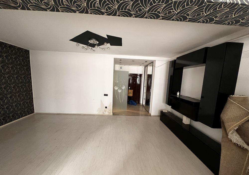 Apartament 2 camere | Calea Turzii | Etaj intermediar | Jacuzzi | 55 mp |