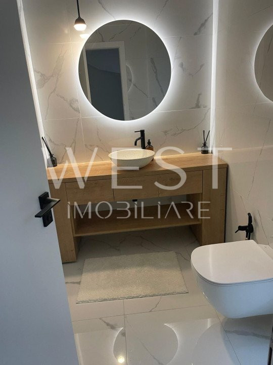 Casa înșiruită pe 3 nivele, 121mp! ULTRALUX! Parcare! Cart. Borhanci!