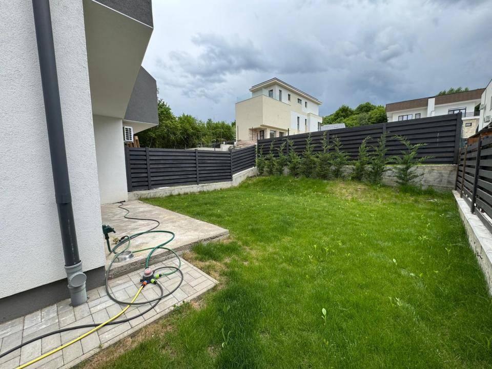 Casa tip duplex | Semifinisat | Zona Campului