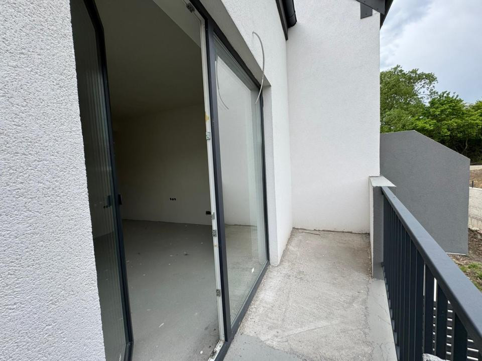 Casa tip duplex | Semifinisat | Zona Campului