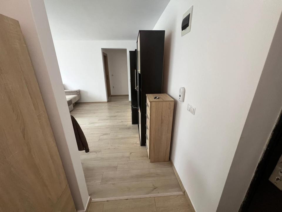 Inchiriez Apartament | 2 camere | Zona Porii Florești
