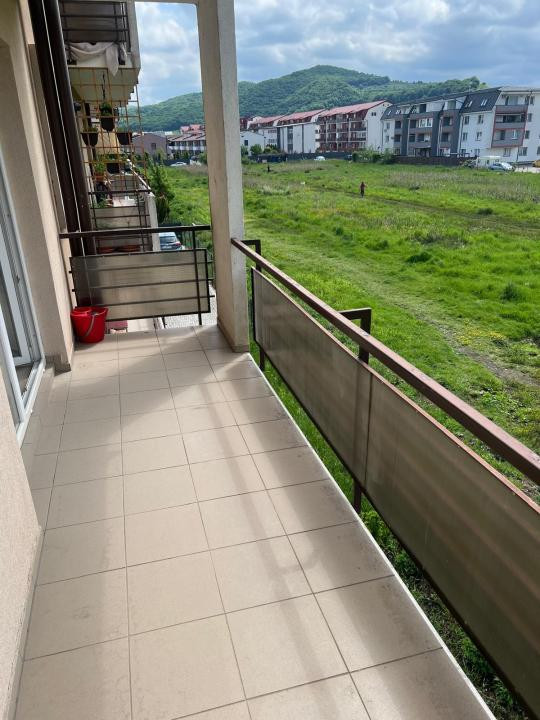 Inchiriez Apartament | 2 camere | Zona Porii Florești
