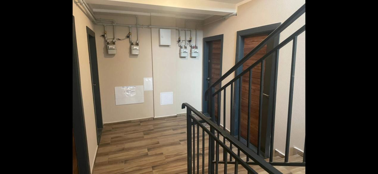 Apartament 3 Camere 78 Mp Zona Cetatii Floresti Parcare