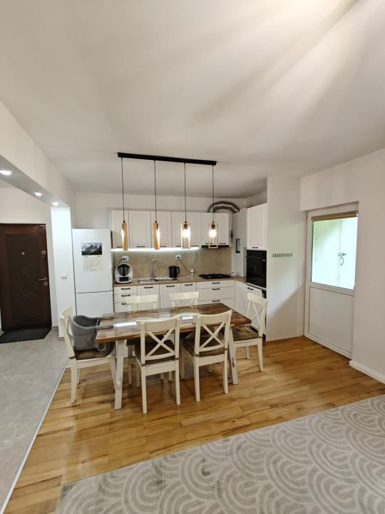 Apartament 3 camere l la cheie l Su 58 mp l Parcare lStrada Salcamului