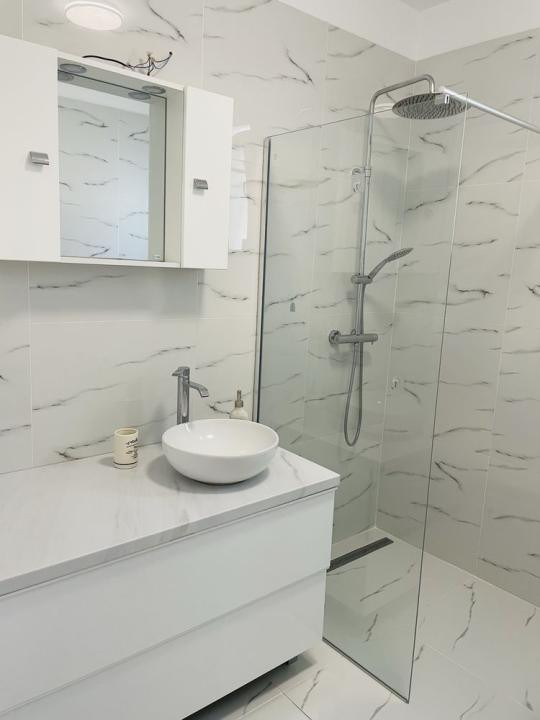 Apartament 2 camere l la cheie l Su 53 mp l Parcare l Teilor, Floresti