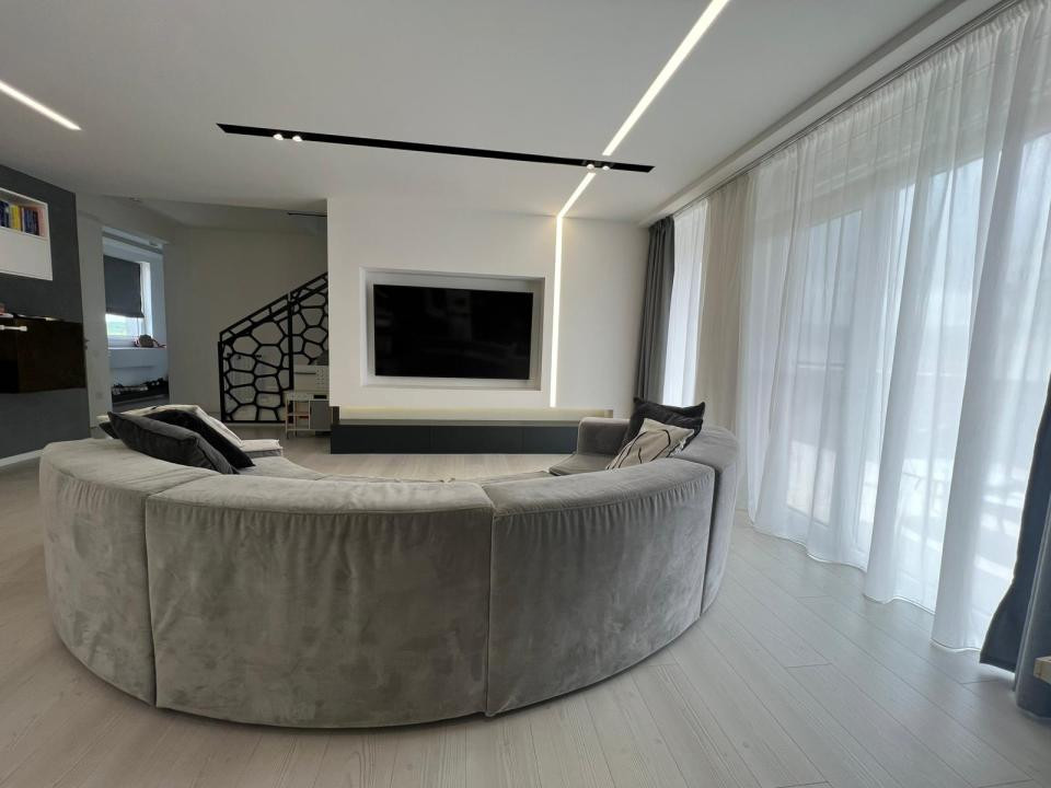 Ap tip PENTHOUSE 120mp + TERASE | 2 niveluri | La cheie