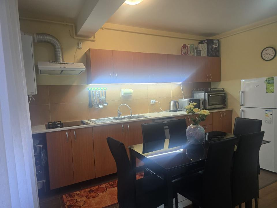 Apartament 3 camere mobilat, utilat l Su 51.16 mp lParcare lStejarului