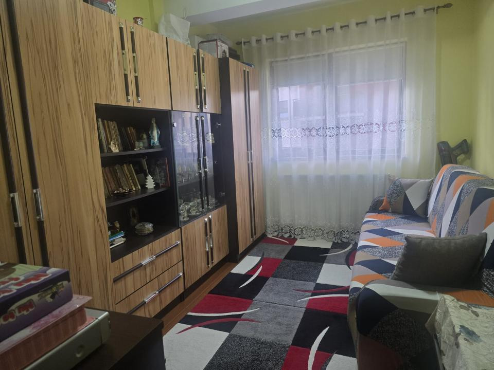 Apartament 3 camere mobilat, utilat l Su 51.16 mp lParcare lStejarului