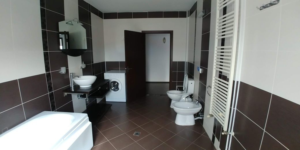 Apartament Duplex l la cheie l  Su 135 mp l Garaj + Parcare l Europa