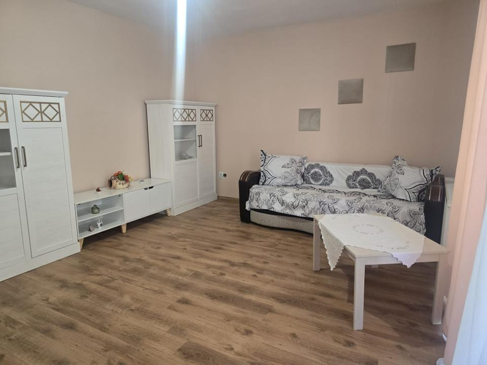 Inchiriere apartament 2 cam.l la cheie l Su 58mp l Parcare l Florilor 