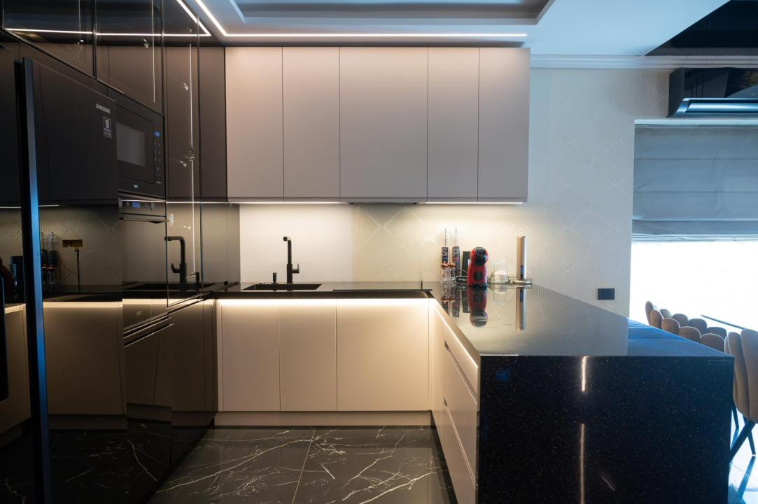 Penthouse exclusivist l 3 camere l 2 terase l 2 locuri parcare l Europa