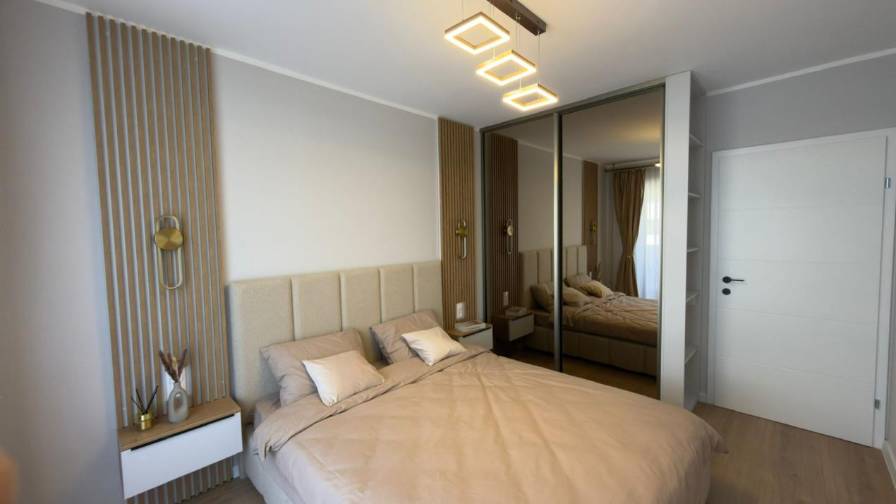 Apartament 3 camere modern l la cheie l Su 55 mp l zona Eroilor