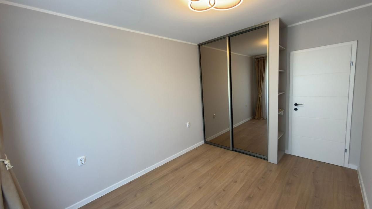 Apartament 3 camere modern l la cheie l Su 55 mp l zona Eroilor