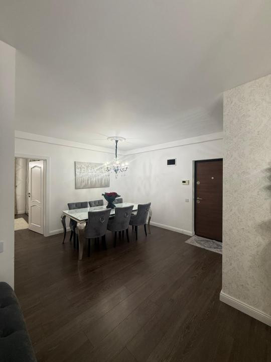 Apartament 3 camere modern l la cheie l Su 80 mp l Garaj l zona METRO